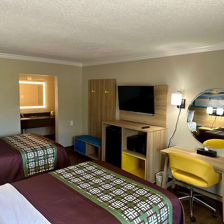Days Inn By Wyndham Houston East Exterior foto